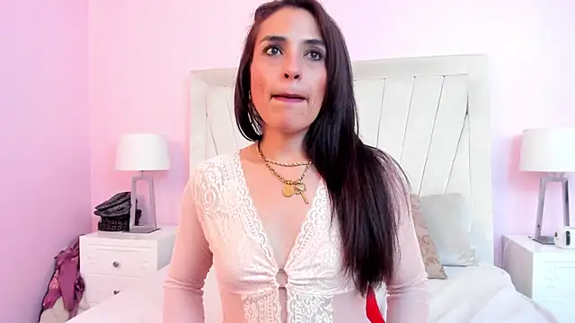 Chat XXX en directo de MeganNightt