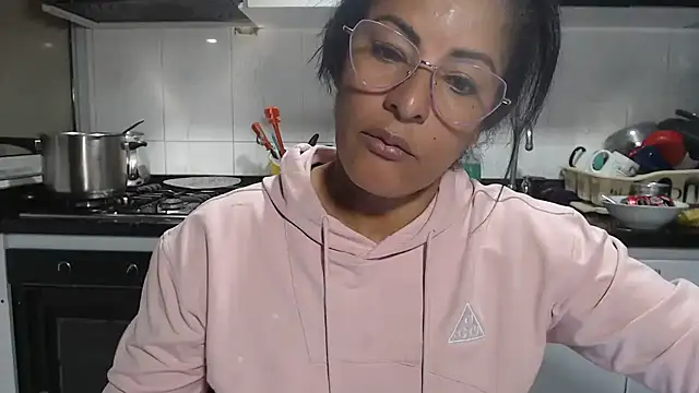 Chat XXX en directo de kateleyagrey