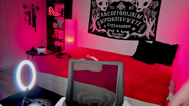 Magic_Allie élő XXX-chatje