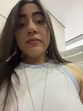 Chatroom XXX en direct de Iam__Cristal