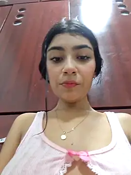 Sweed-virgin-pussy's Live XXX Chat