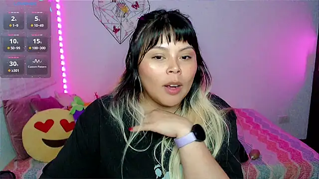 EllieMoonX live XXX chat