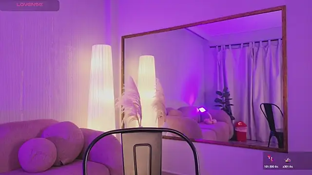 Stephany_Harlot 即時 XXX 聊天