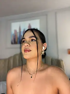 Bella-Ferrer live XXX chat