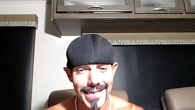 ThickD2C's Webcam Show