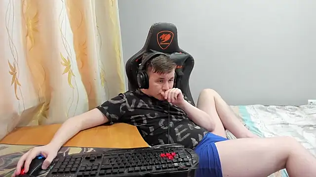 Вебкам-шоу iliaskrislove