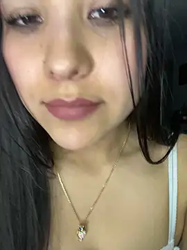 Mayka_sex Adlı Modelin Canlı XXX Sohbeti