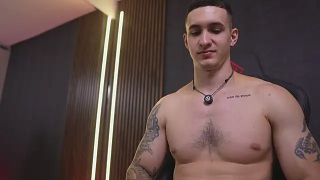 JacksonOlsenn Show Webcam