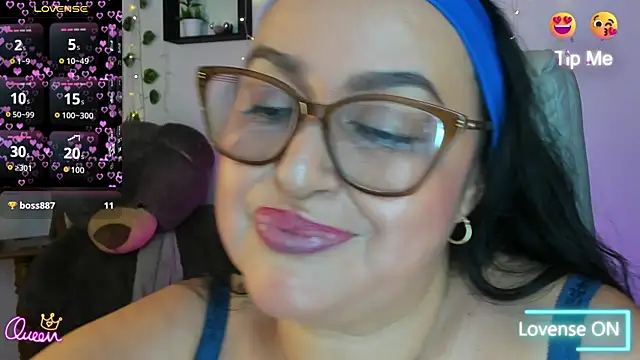 Gia_Nahomi's Live XXX Chat