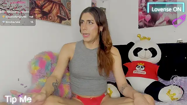 Ariadnne16 在線直播表演