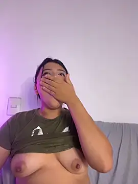 alisson_carolina73 Chat XXX in diretta