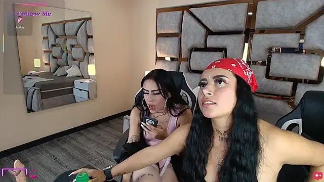 The_Bratzz_: απευθείας συνομιλία ΧΧΧ