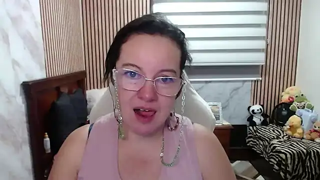 Sonialorens_'s Live XXX Chat