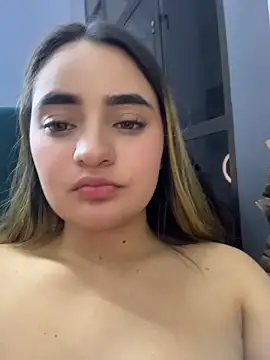 Antonella_Julieta 在線直播表演