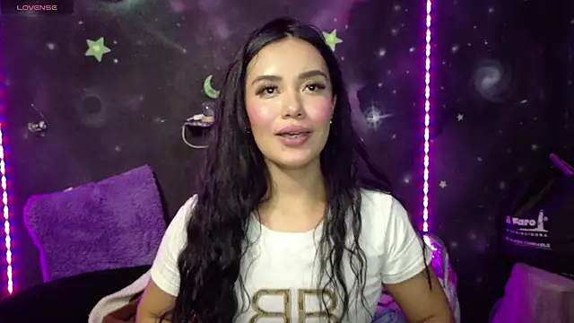 XXX chat uživo modela ValentinaRojass_