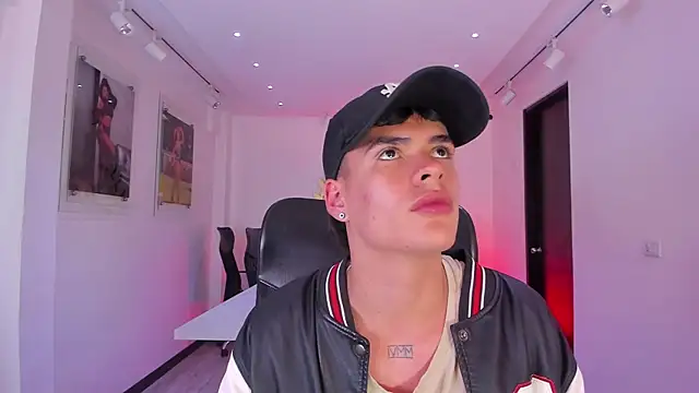 BenitoSaenz Live XXX-Chat