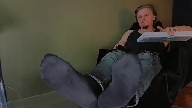 Vincent_Hardman Live XXX-chat