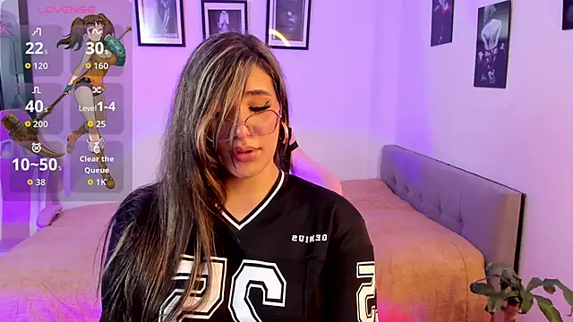 Valen_with_pussy Webcamshow