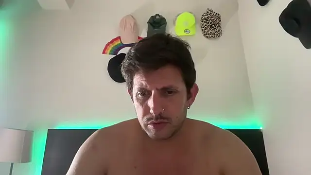 MathiasBellucci – Kamerová šou