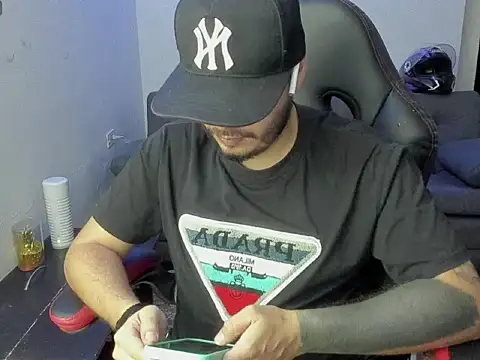 XXX chat uživo modela ragnar_lothbrok777