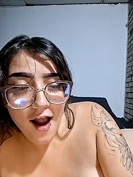 Backdoor_Newbien Live XXX chat