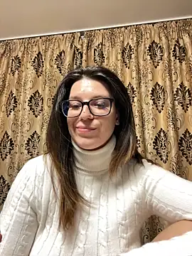 NadiraNoor's Webcam Show