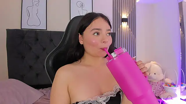 Chat +18 de Lizeth_Vega ao vivo