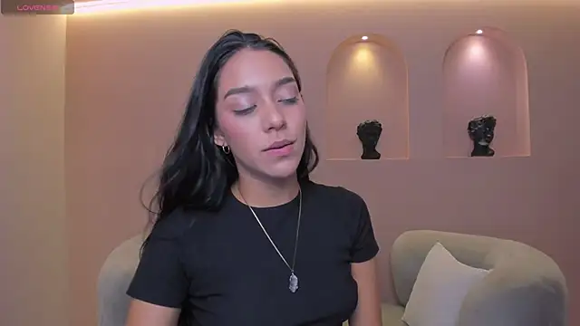 AmaliaCrus: онлайн-секс-чат