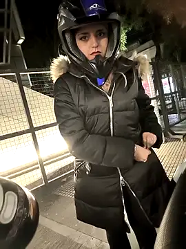 Misshine_32's Live XXX Chat