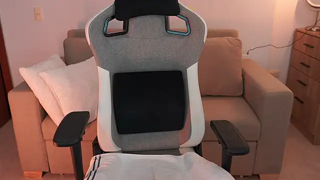 Chat XXX en directo de anyacutex