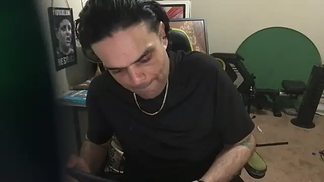 KungFuPanda001's Webcam Show