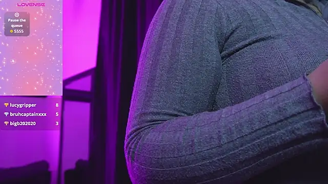 Czat XXX na żywo – littlee_red