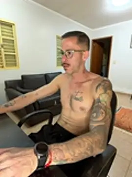 Lucasjandre – Naživo XXX chat