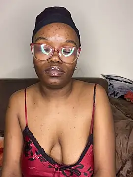 โชว์เว็บแคมของ YummyMelanin117