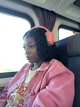 XXX chat uživo modela mochakaia