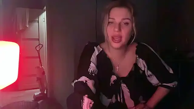 Webkamerová show Moniraya