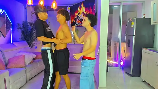 Chat XXX en directo de Houseofwarrios