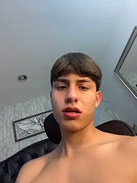 Lander_Cruz 现场XXX聊天