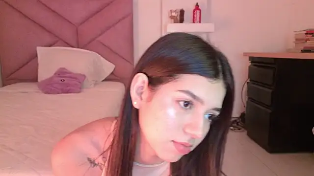 eva_sin18's Live XXX Chat