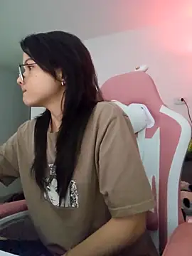 Chat XXX ao vivo de azumiichan