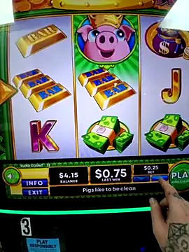 Lovemcurvy69 网络视讯表演