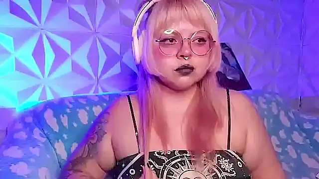 Satyn_doll's Webcam Show