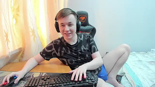 iliaskrislove: онлайн-секс-чат