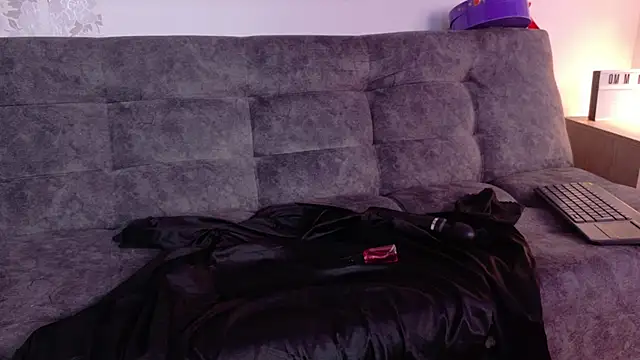 taty_miller élő XXX-chatje