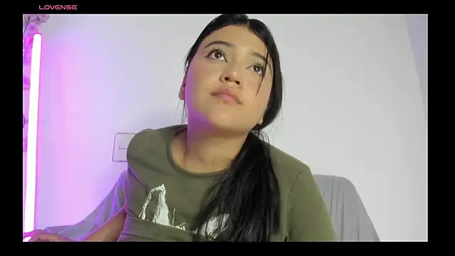 Chatroom XXX en direct de alisson_carolina73