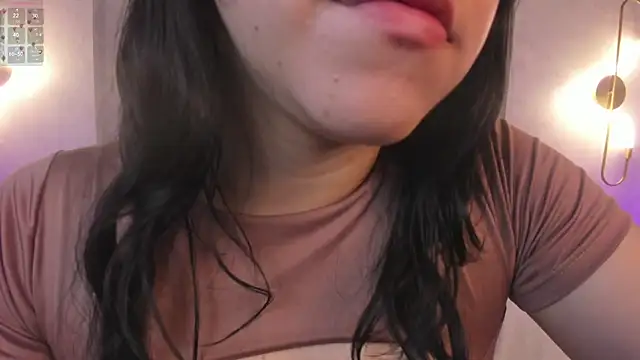 emma_fhox's Live XXX Chat