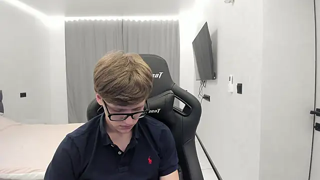 แชท XXX สดของ bonekoambalabu