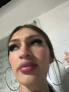 Онлайн чат XXX lizz_lunna