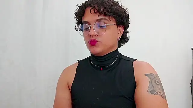 Show modela Diane_exotic na web-kameri