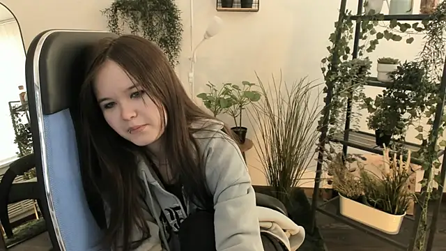 Chat +18 de Elainebeness ao vivo